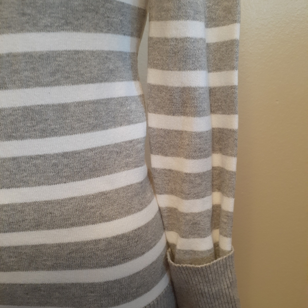 Guess sweater - Picture 2 of 7